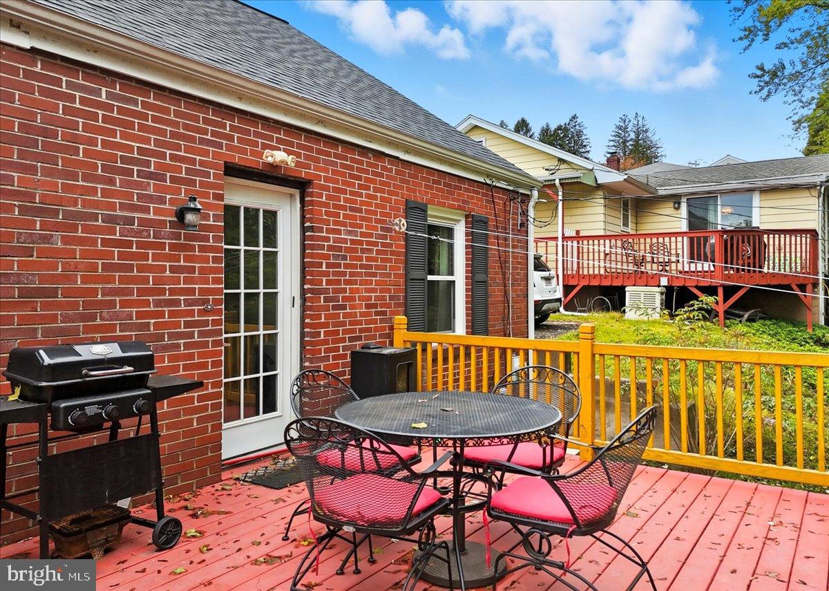 HOMETOWN - Residential