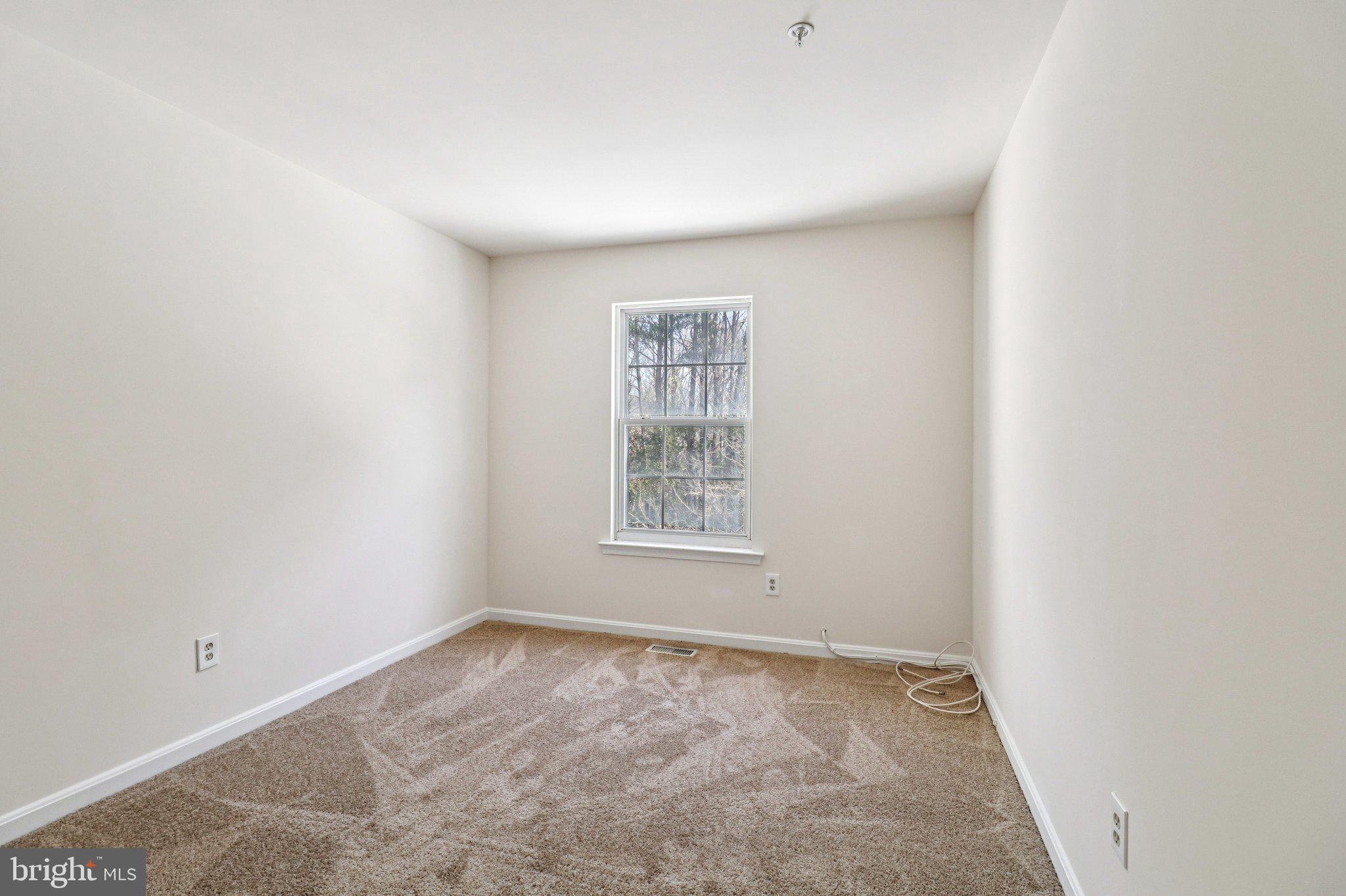 APPLEGATE CONDO - Residential