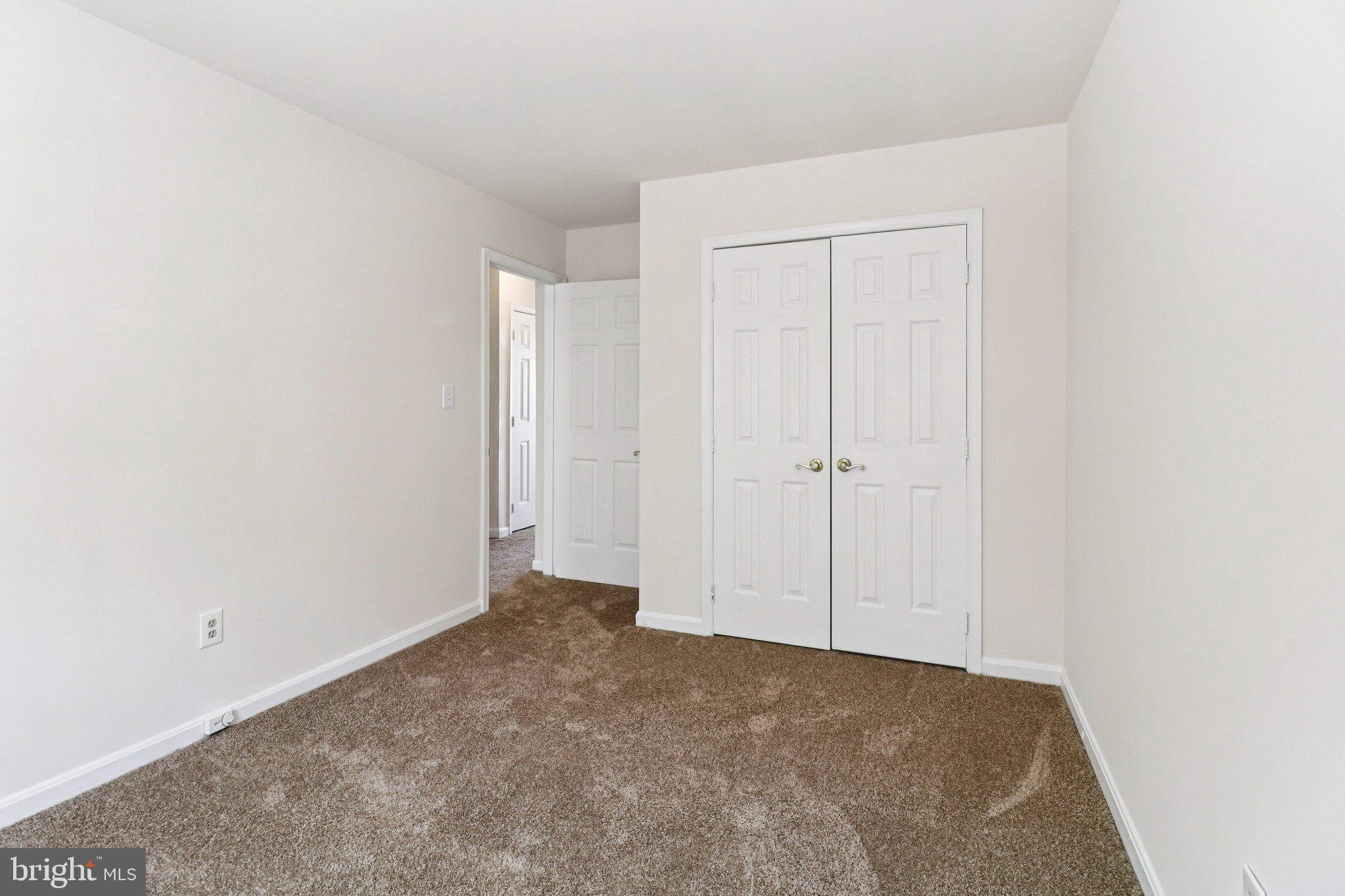 APPLEGATE CONDO - Residential