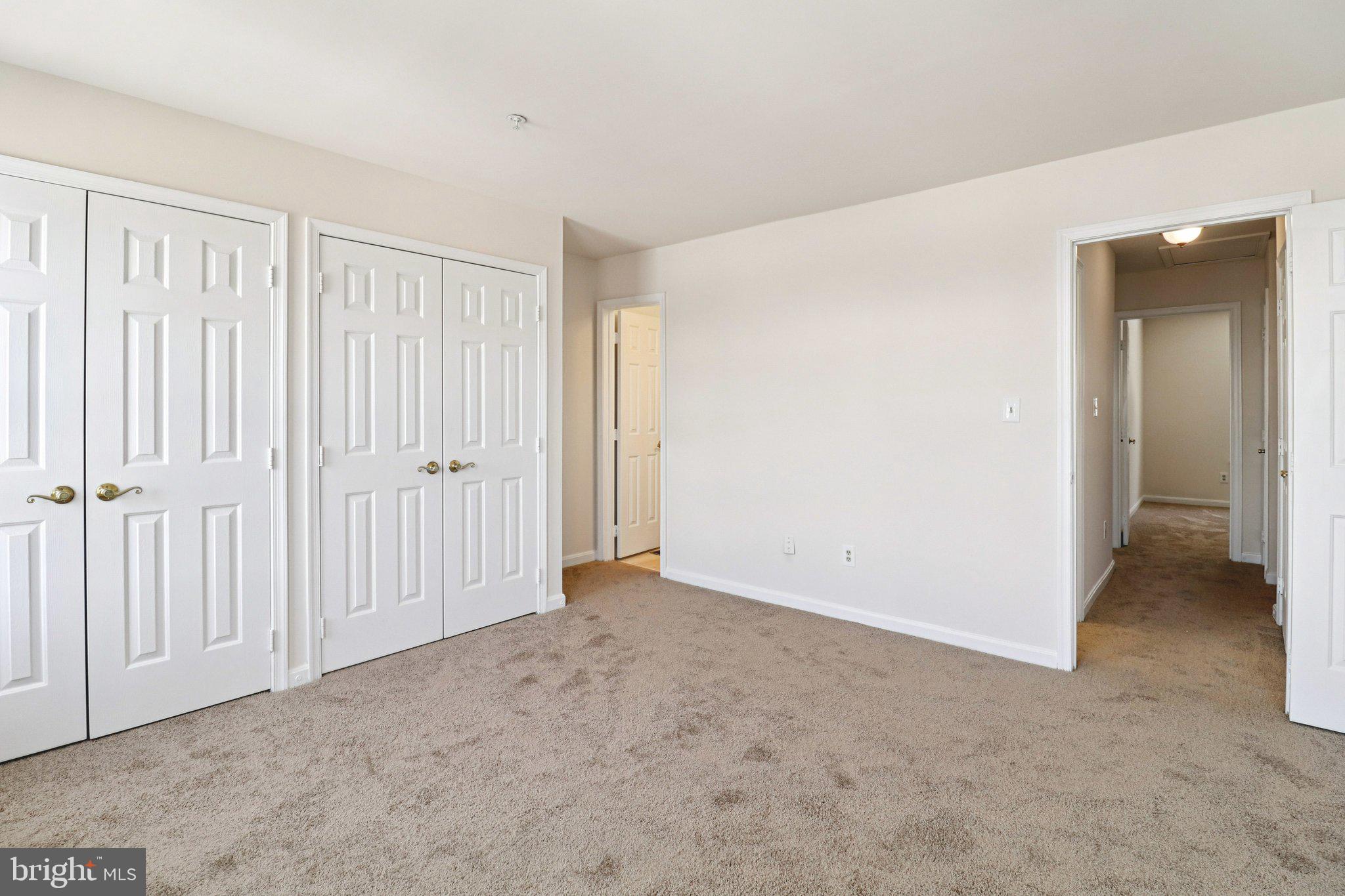 APPLEGATE CONDO - Residential