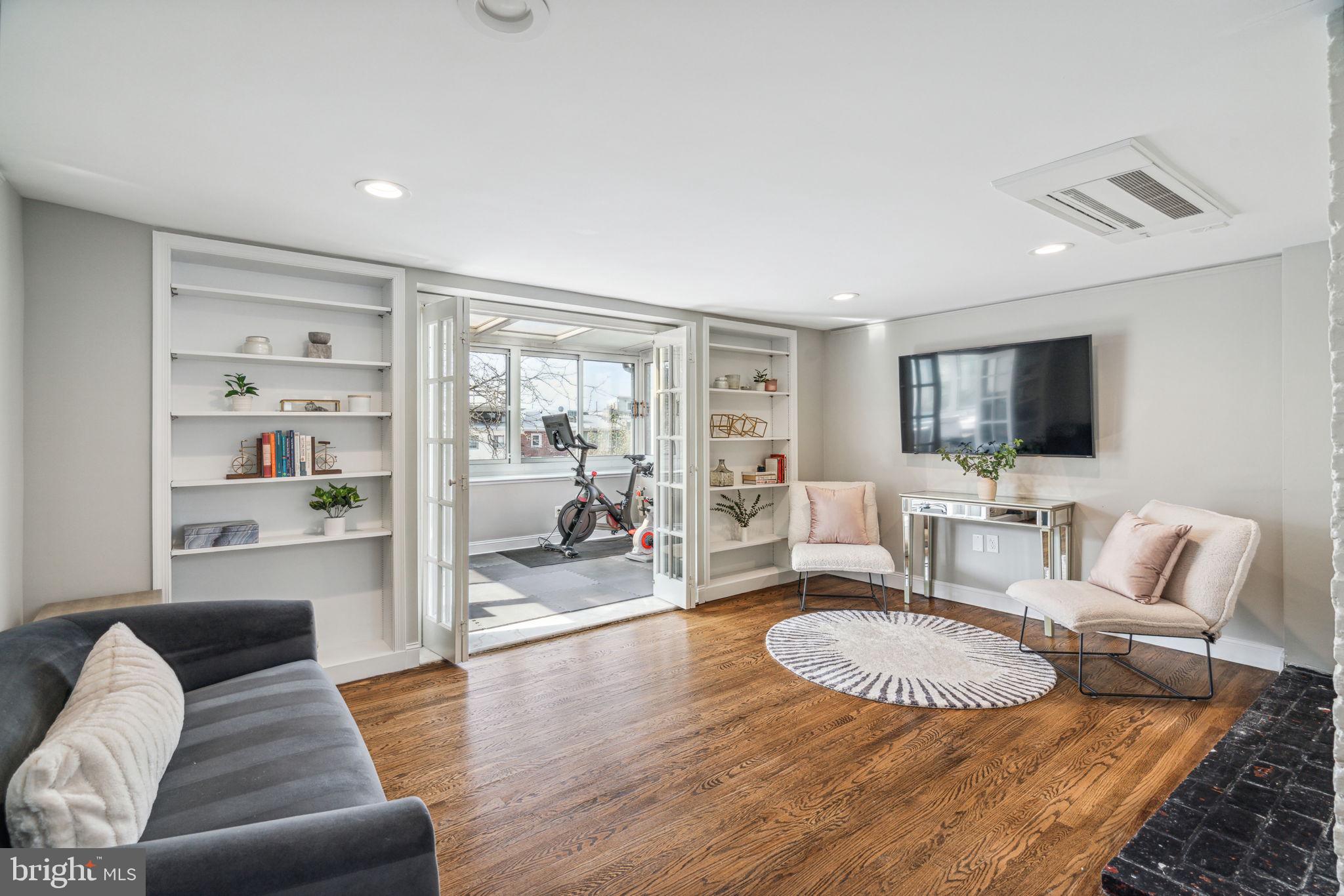 RITTENHOUSE SQUARE - Residential