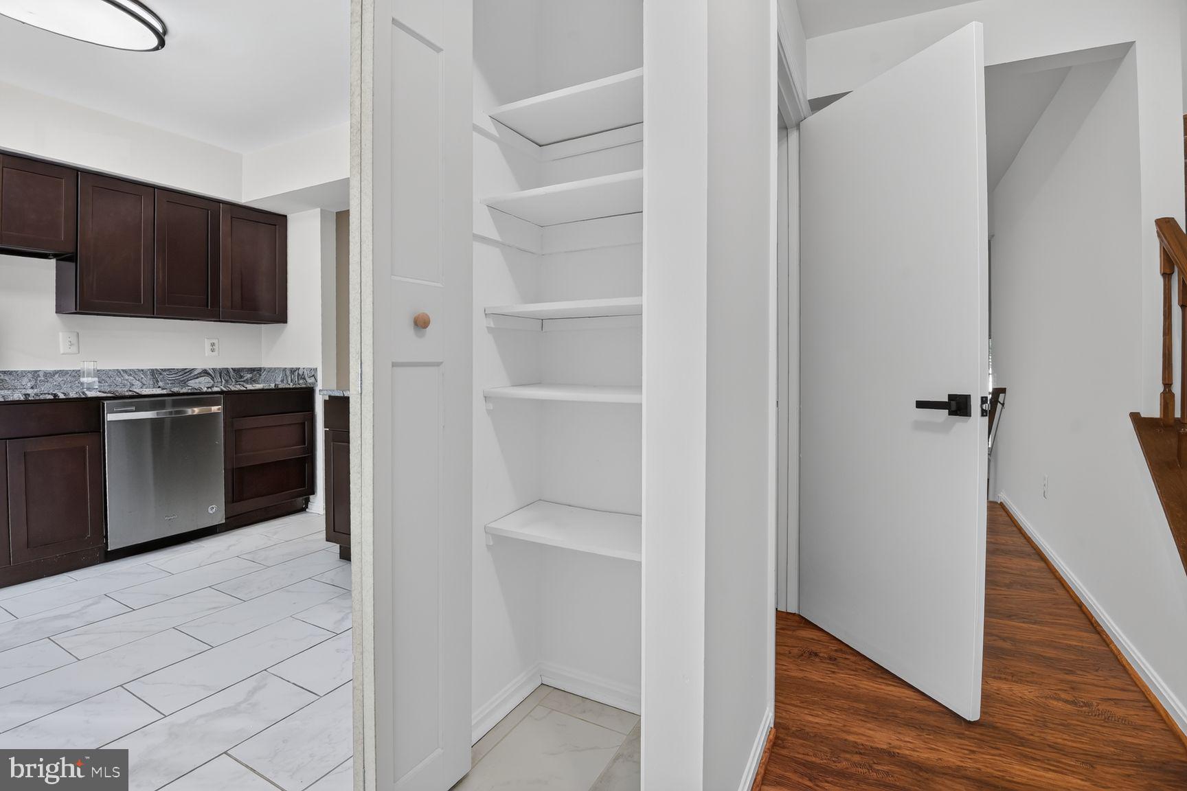 2155 POND VIEW COURT