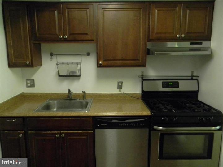 TREOVER CONDOMINIUM - Residential