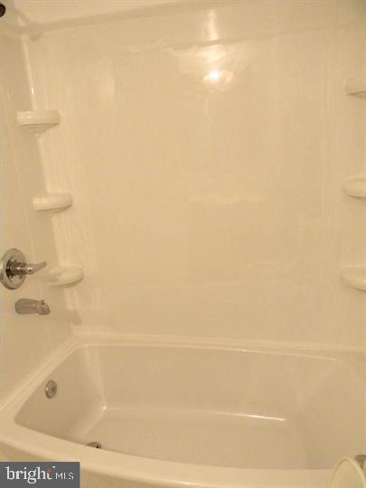 TREOVER CONDOMINIUM - Residential