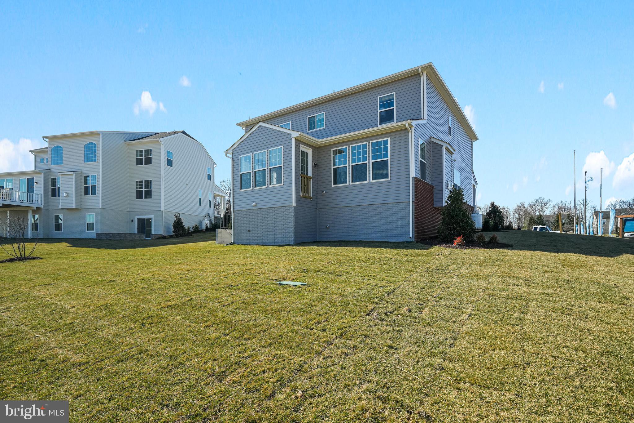 FAIRWAY ESTATES - Residential