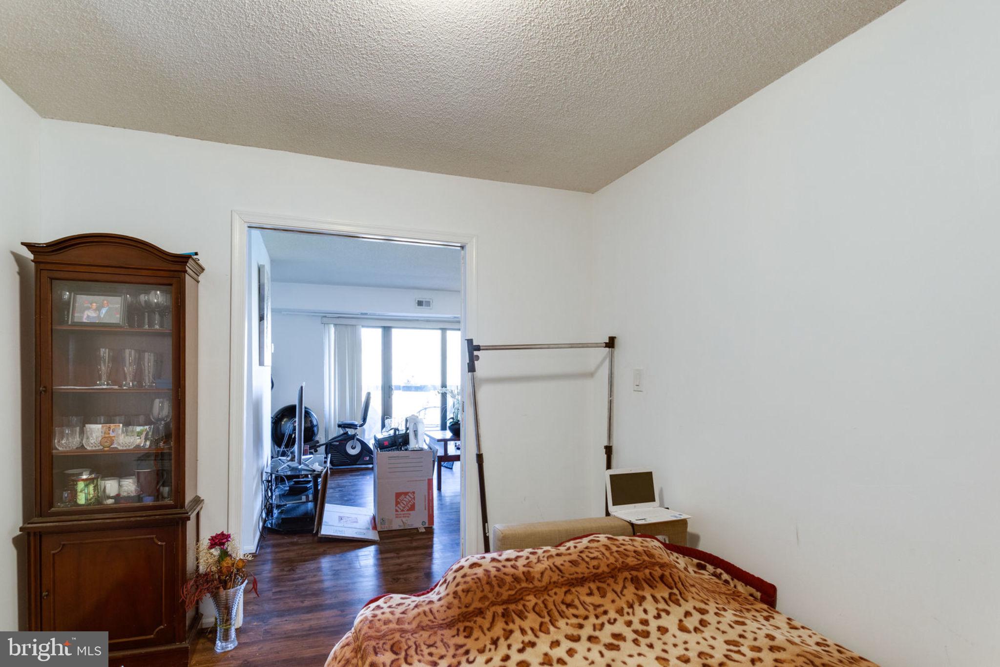 WATERGATE AT LANDMARK - Residential