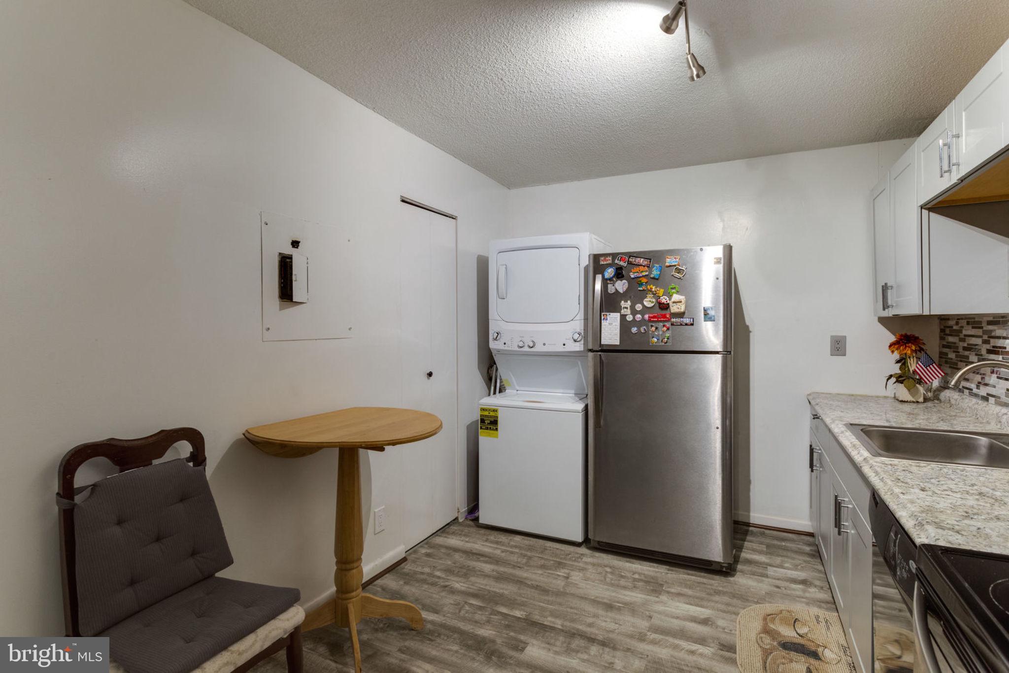 WATERGATE AT LANDMARK - Residential