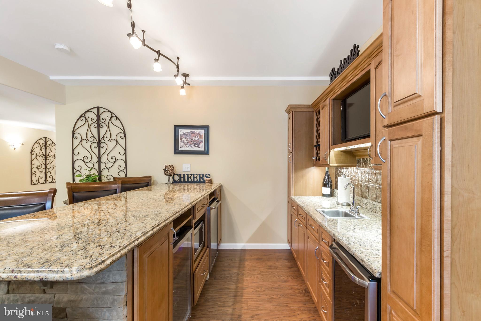 TOLLGATE VILLAGE - Residential