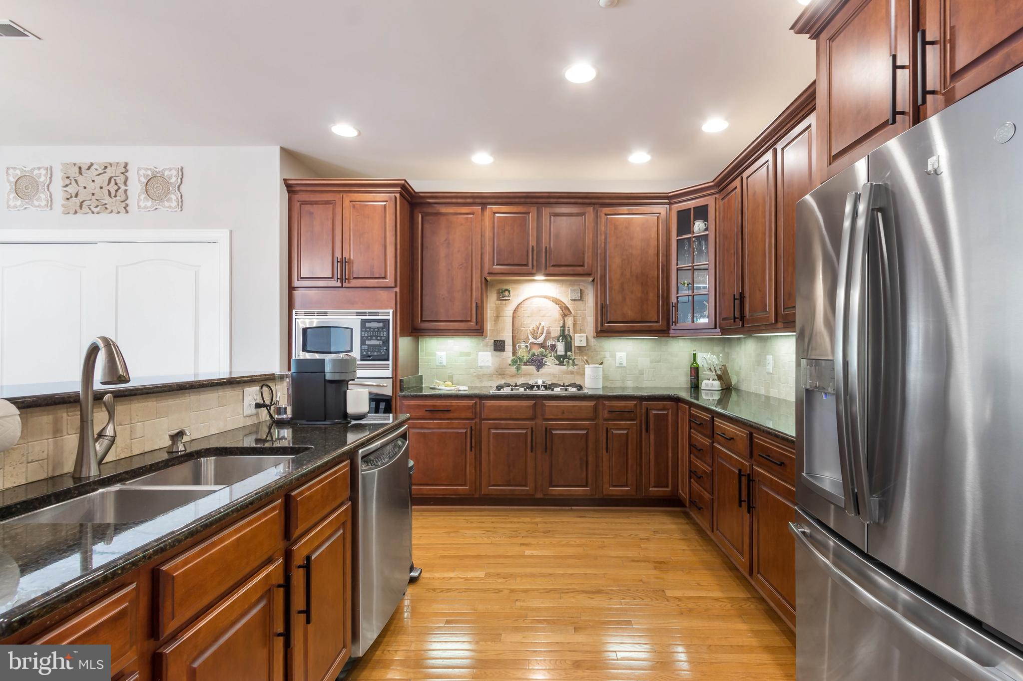 TOLLGATE VILLAGE - Residential