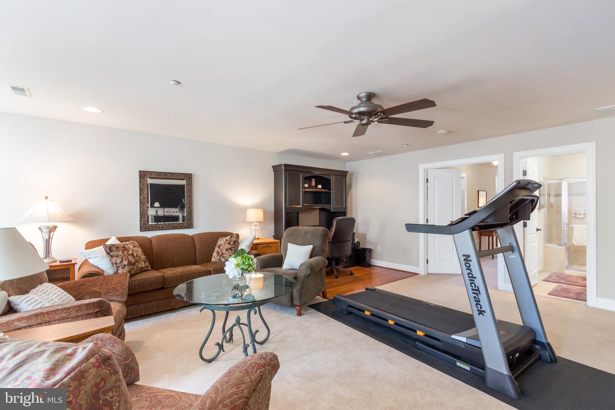 TOLLGATE VILLAGE - Residential