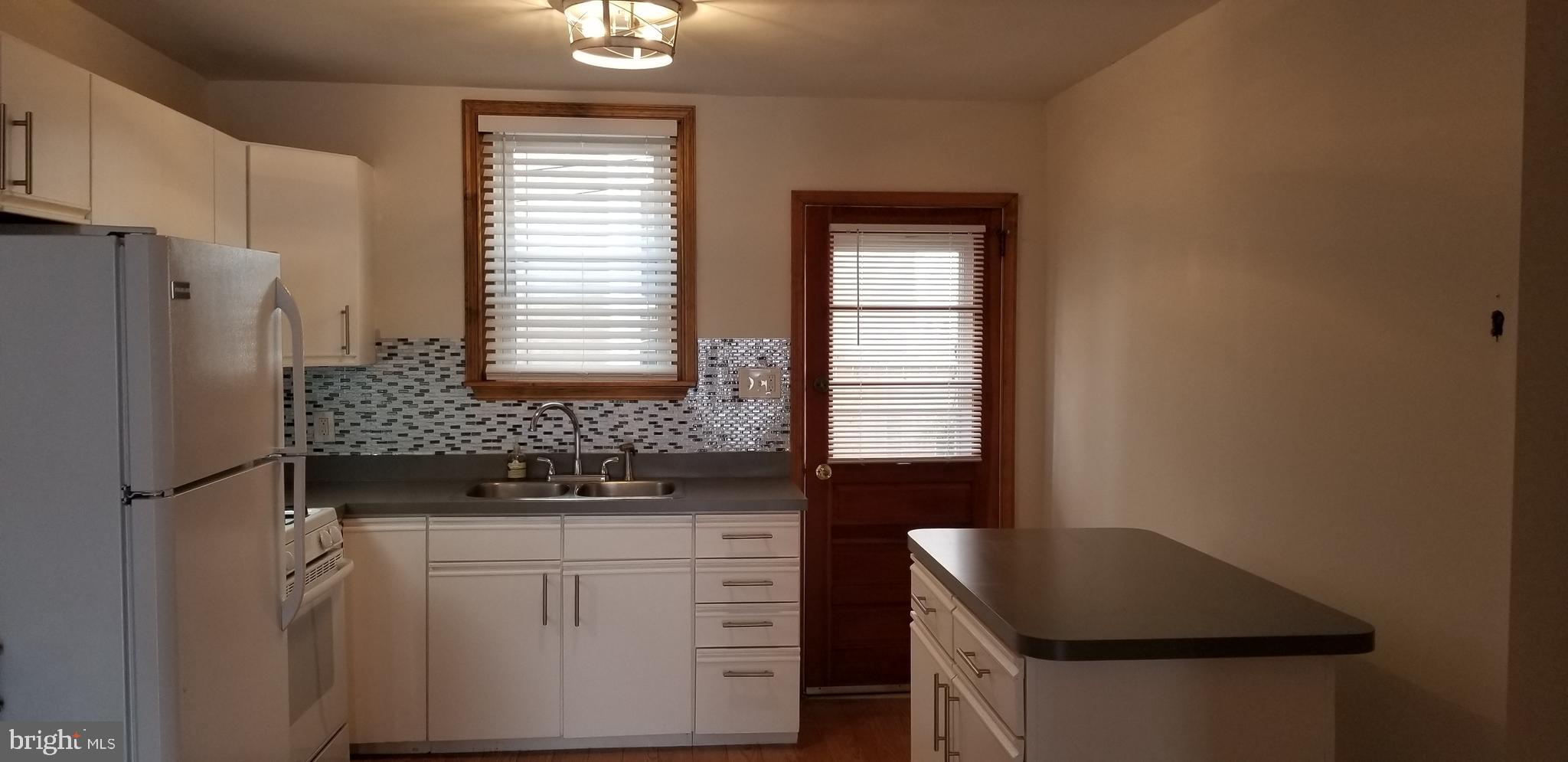 CONSHOHOCKEN - Residential Lease