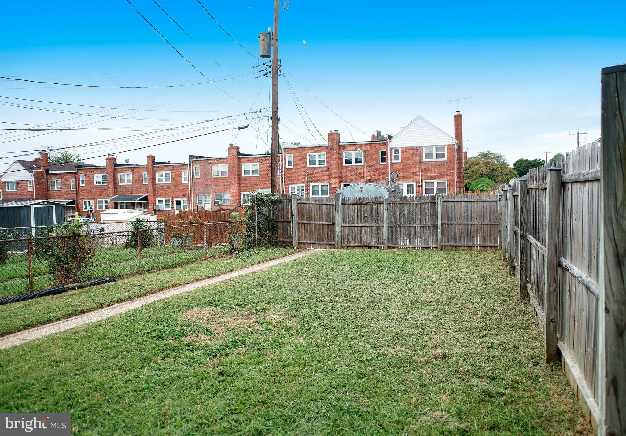 PARKSIDE - Residential