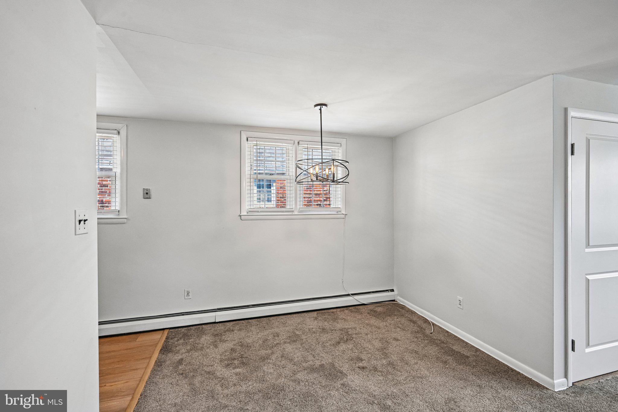 CHESTNUT HILL - Residential Income