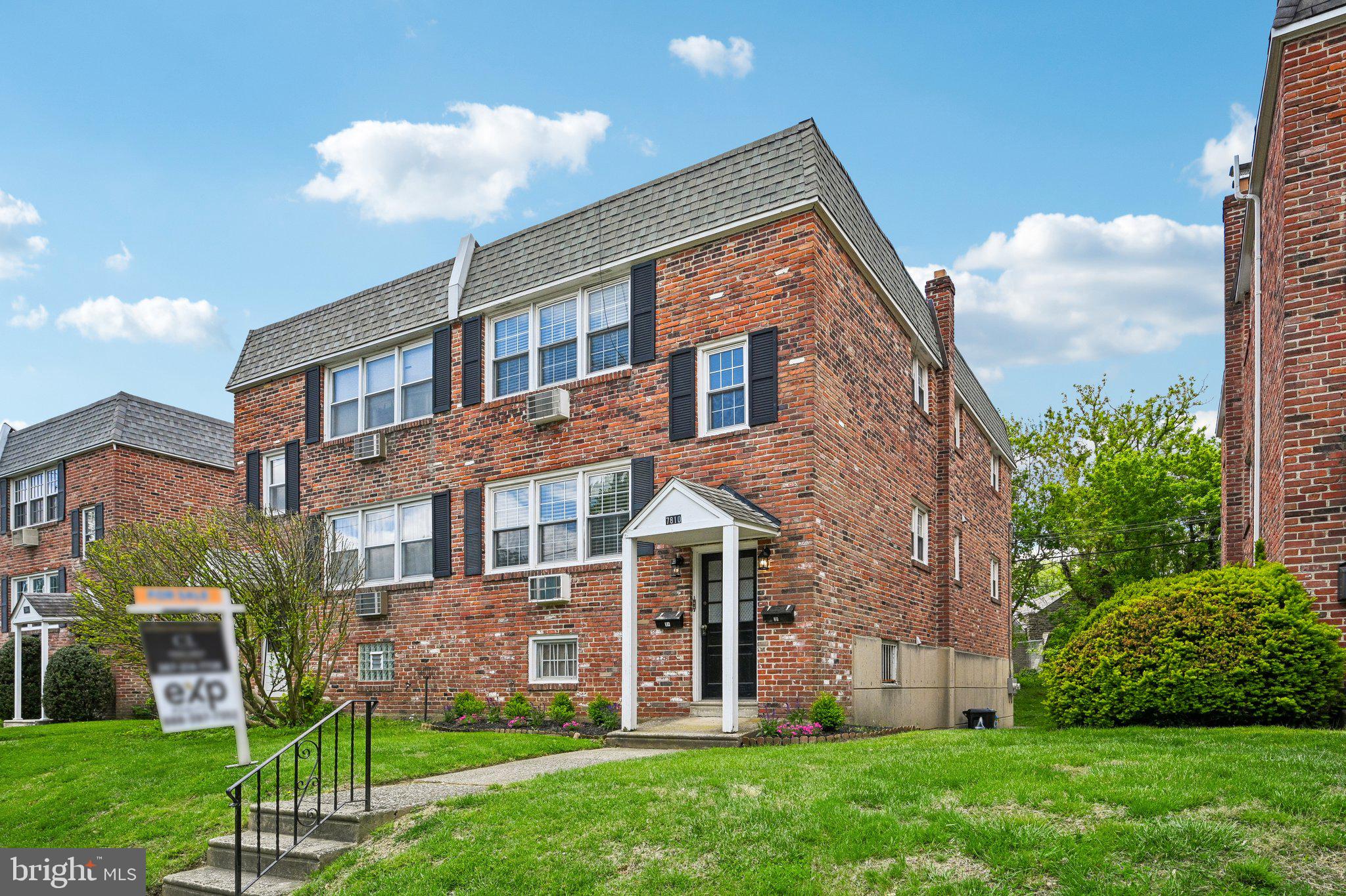 CHESTNUT HILL - Residential Income