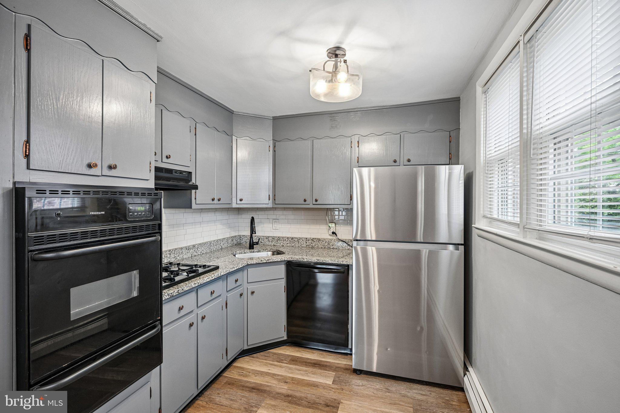 CHESTNUT HILL - Residential Income