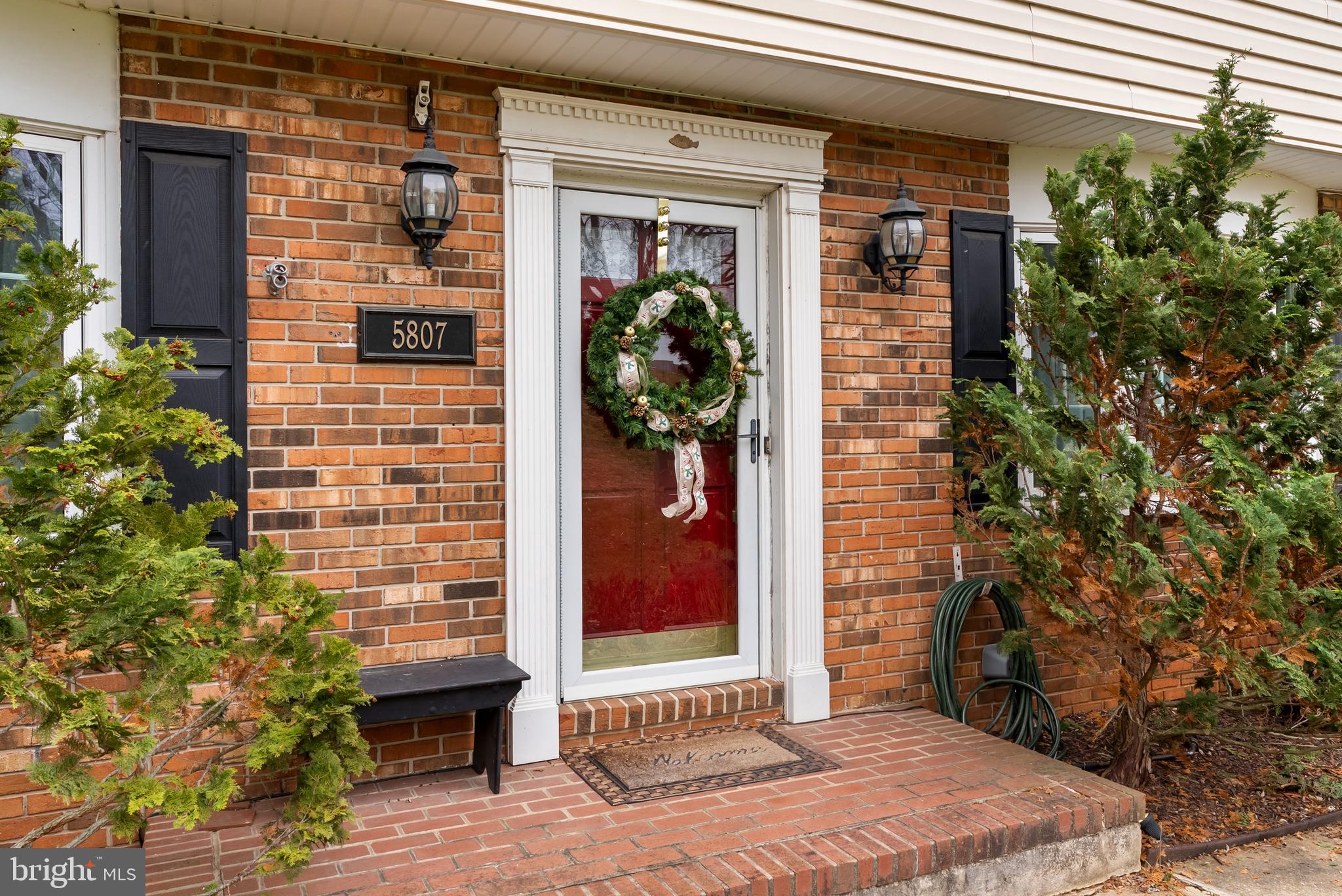 5807 WESTCHESTER HILLS COURT