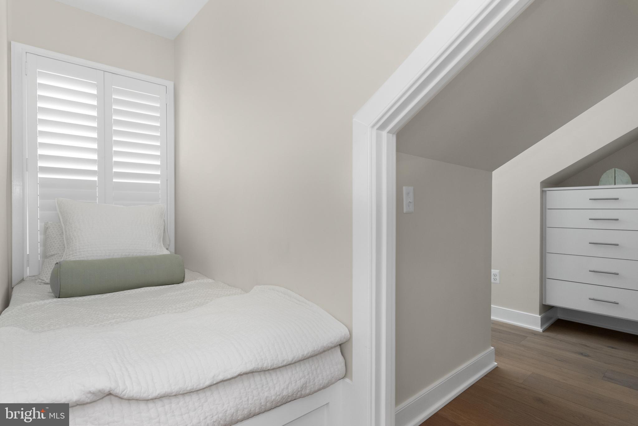 HISTORIC DISTRICT - Residential