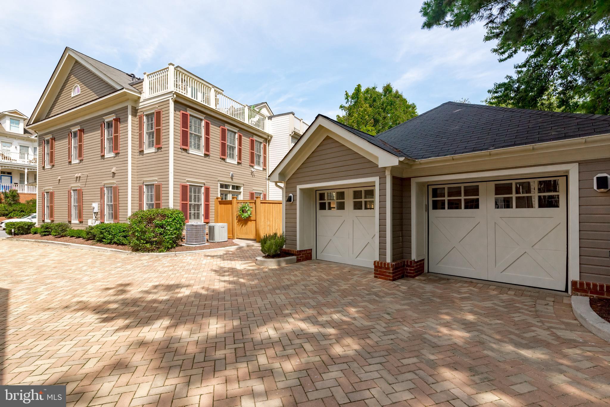 HISTORIC DISTRICT - Residential