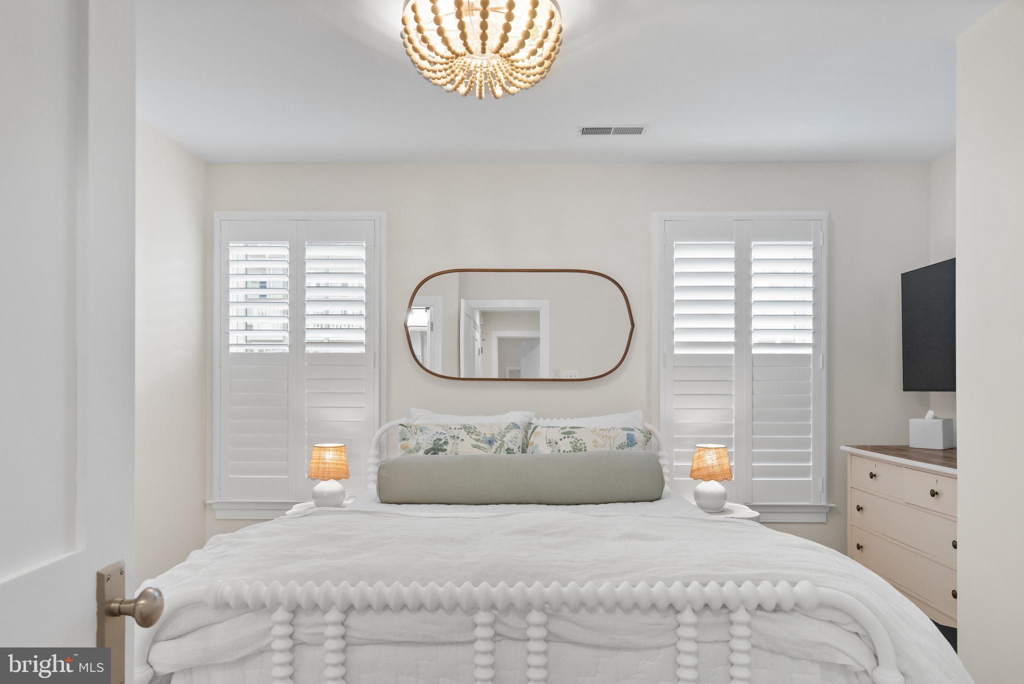 HISTORIC DISTRICT - Residential