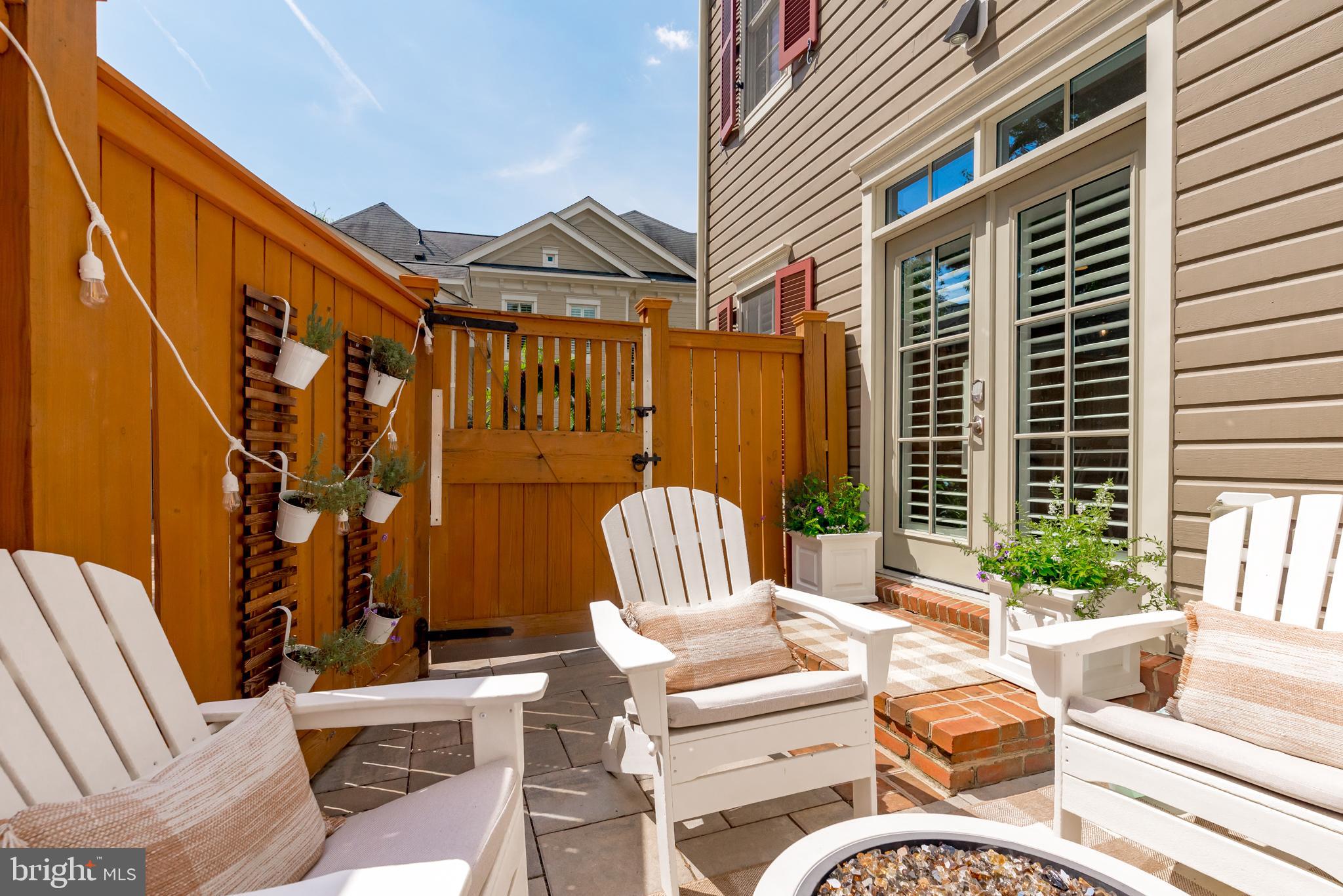 HISTORIC DISTRICT - Residential