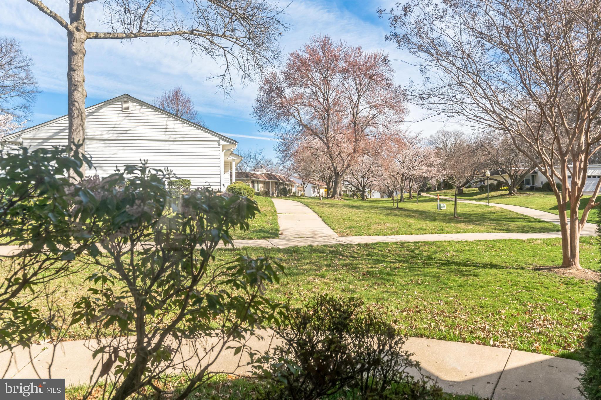 LEISURE WORLD - Residential