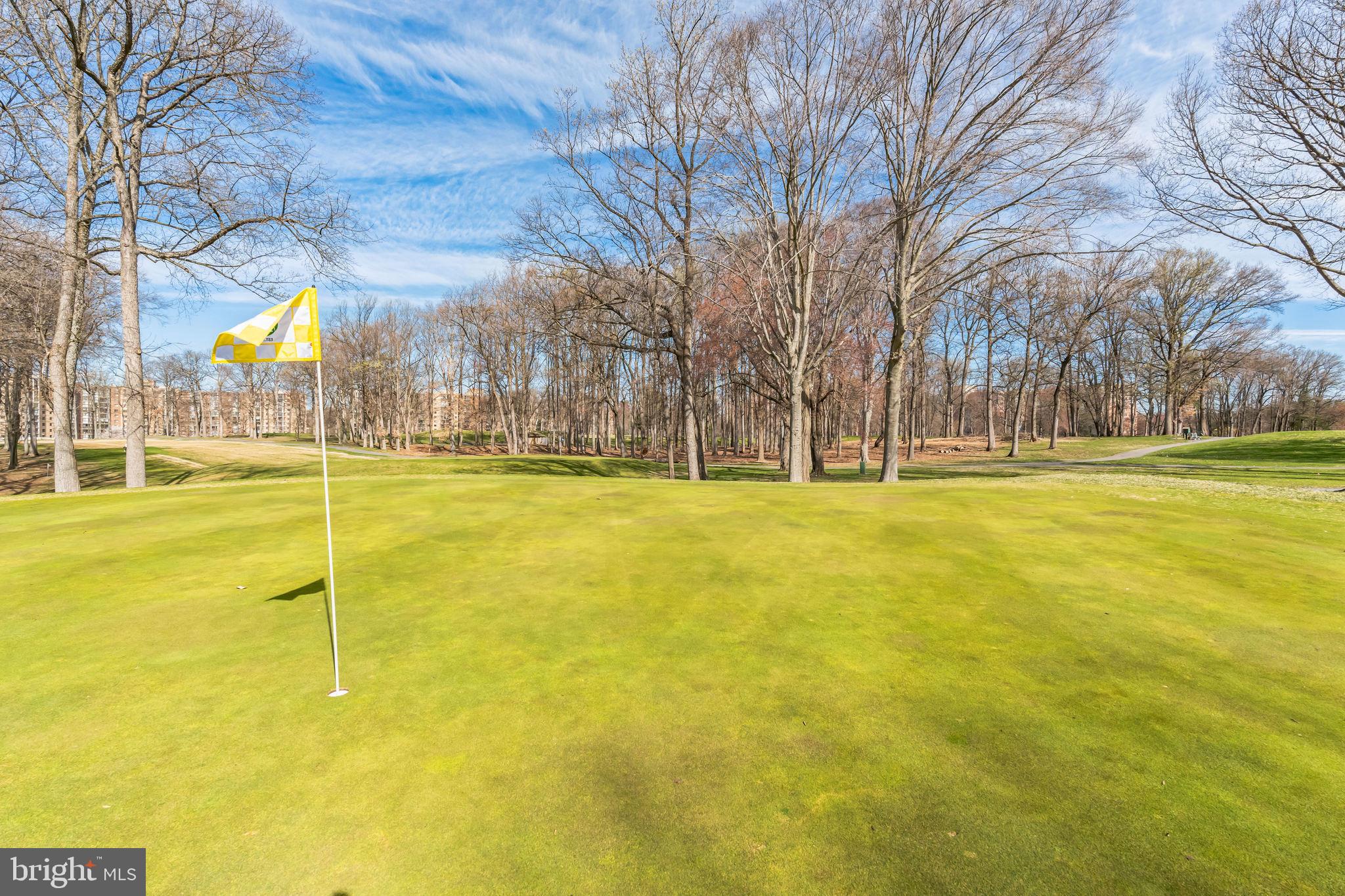 LEISURE WORLD - Residential