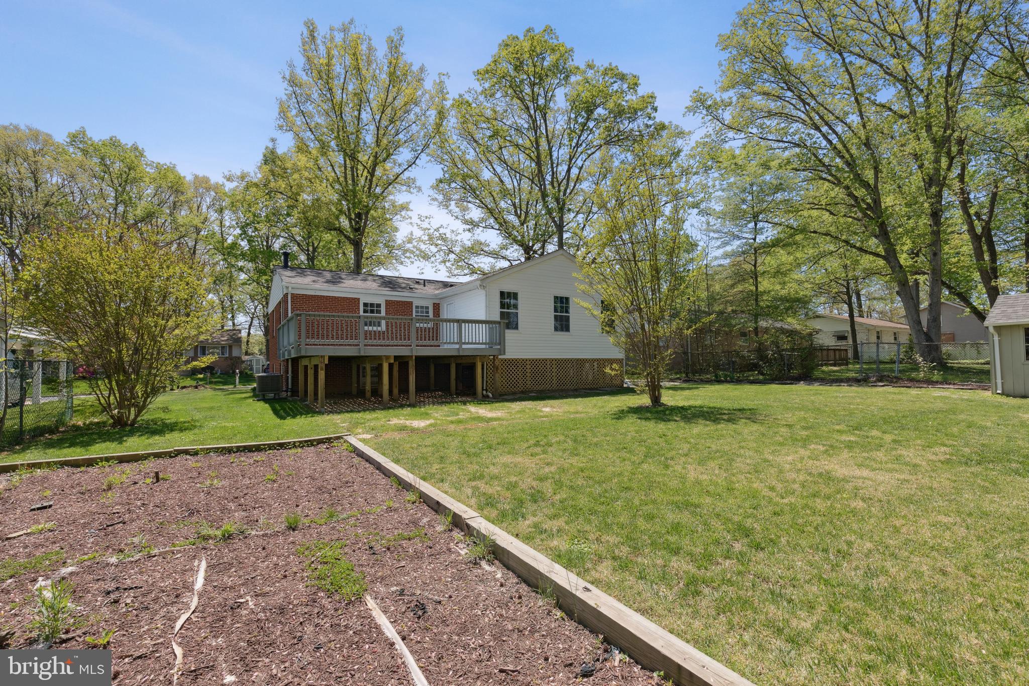 HILLMEADE MANOR - Residential