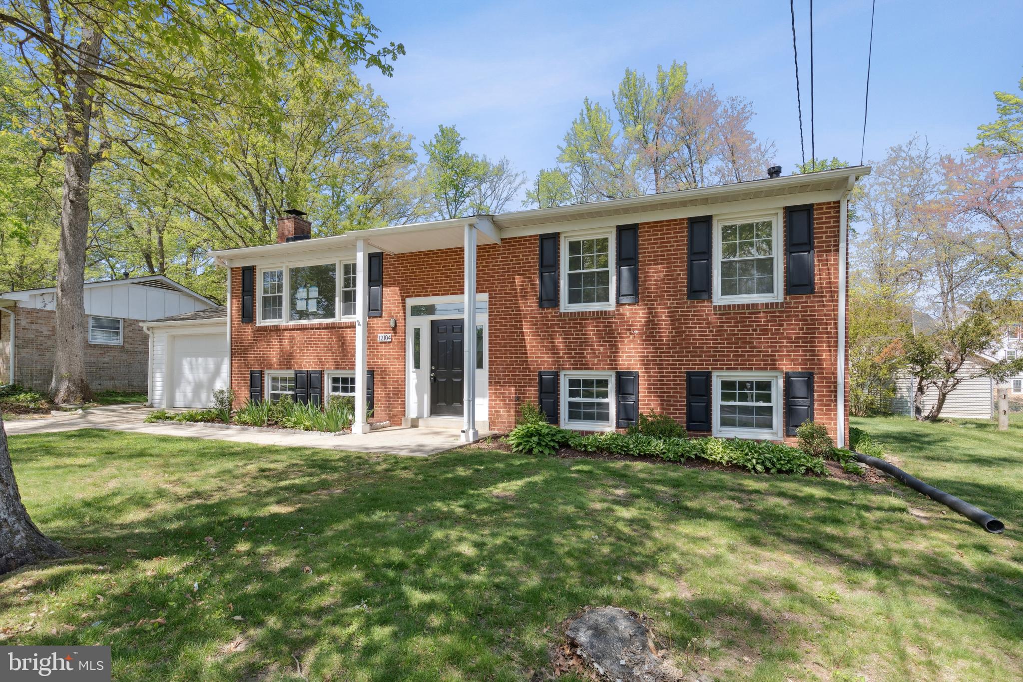 HILLMEADE MANOR - Residential