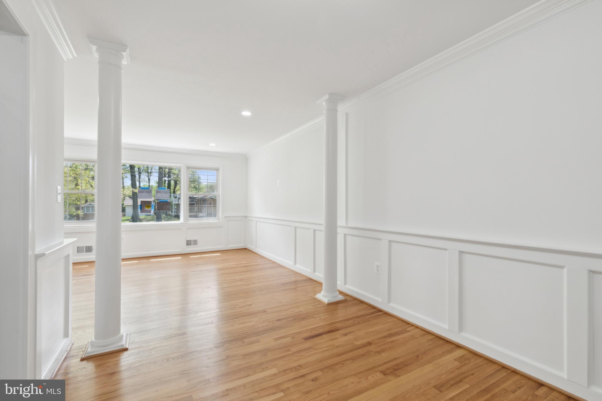 HILLMEADE MANOR - Residential