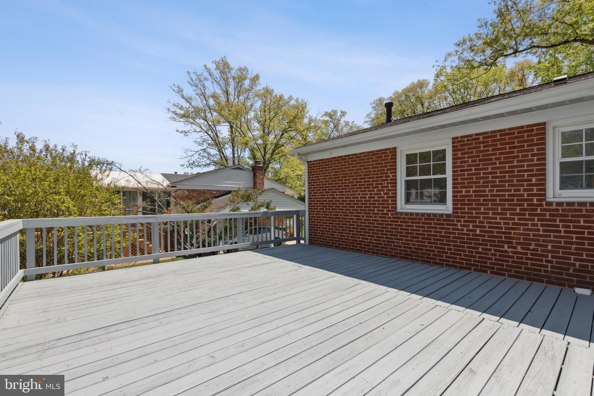 HILLMEADE MANOR - Residential