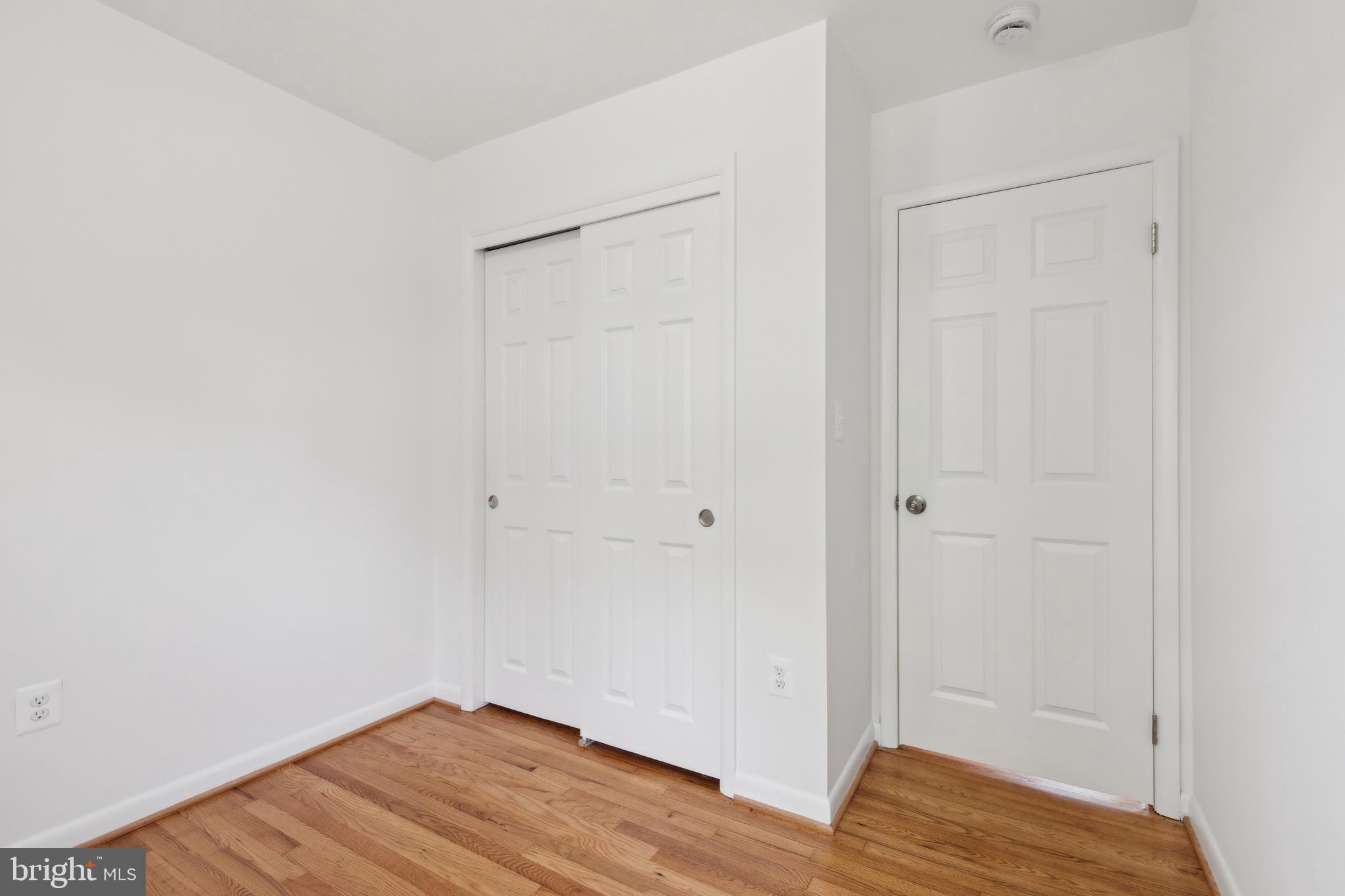 HILLMEADE MANOR - Residential