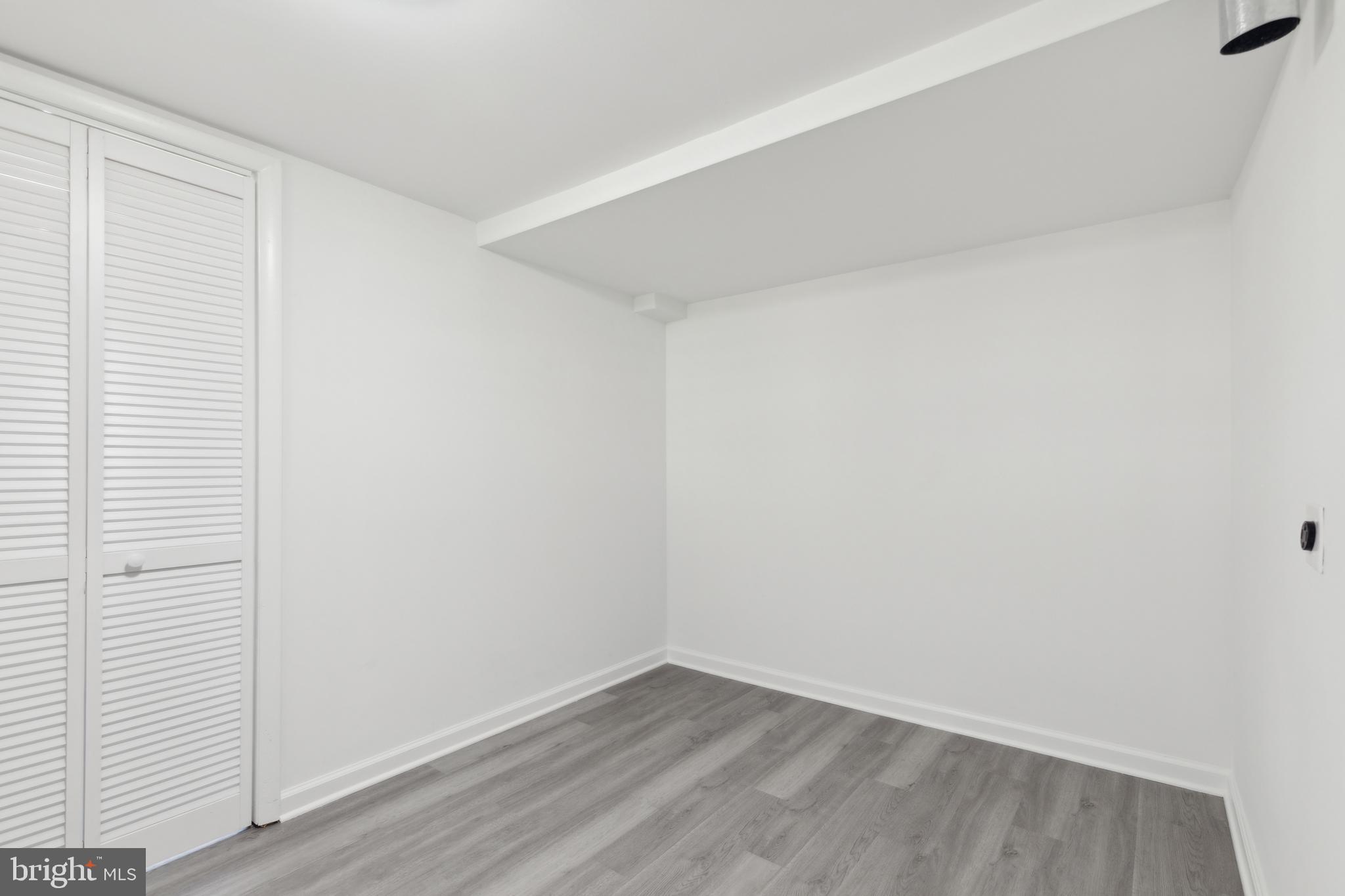 HILLMEADE MANOR - Residential