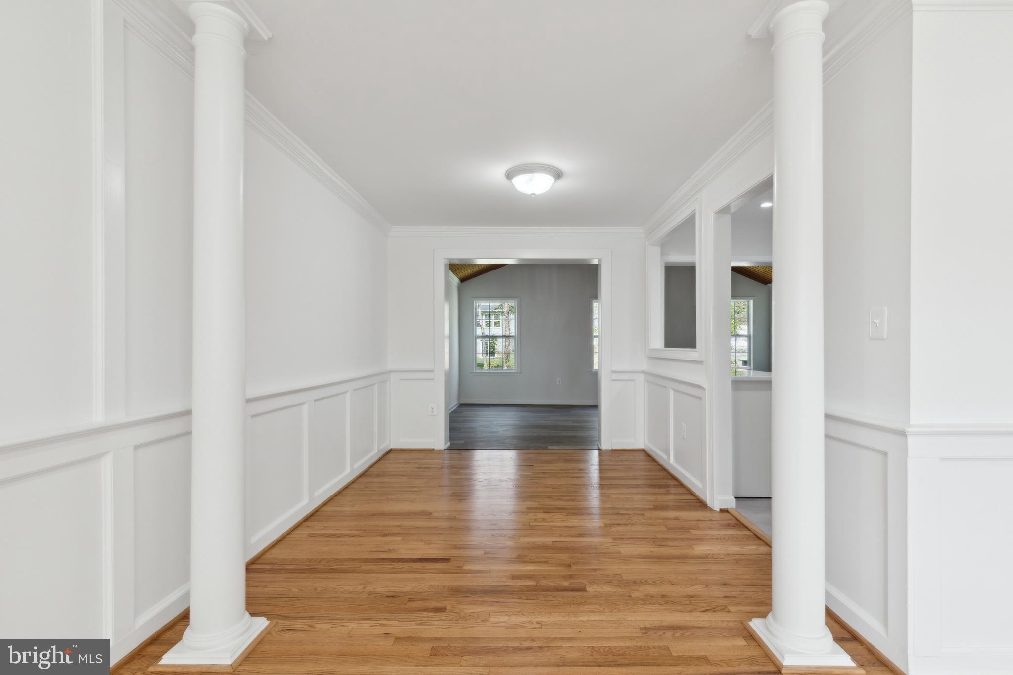 HILLMEADE MANOR - Residential