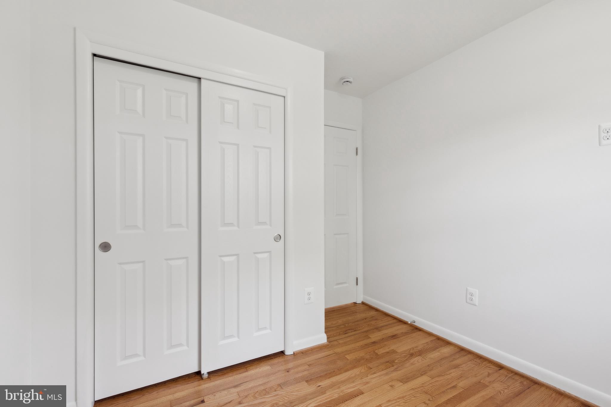 HILLMEADE MANOR - Residential