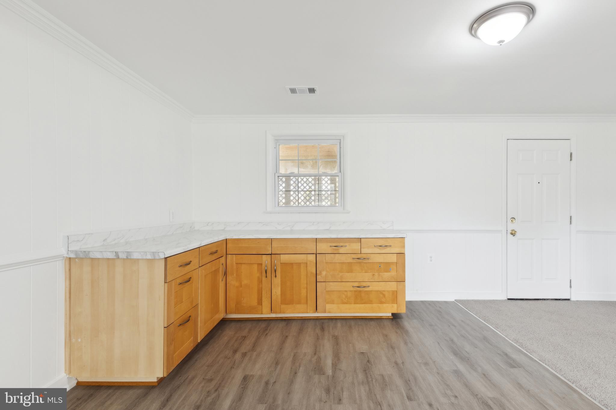 HILLMEADE MANOR - Residential