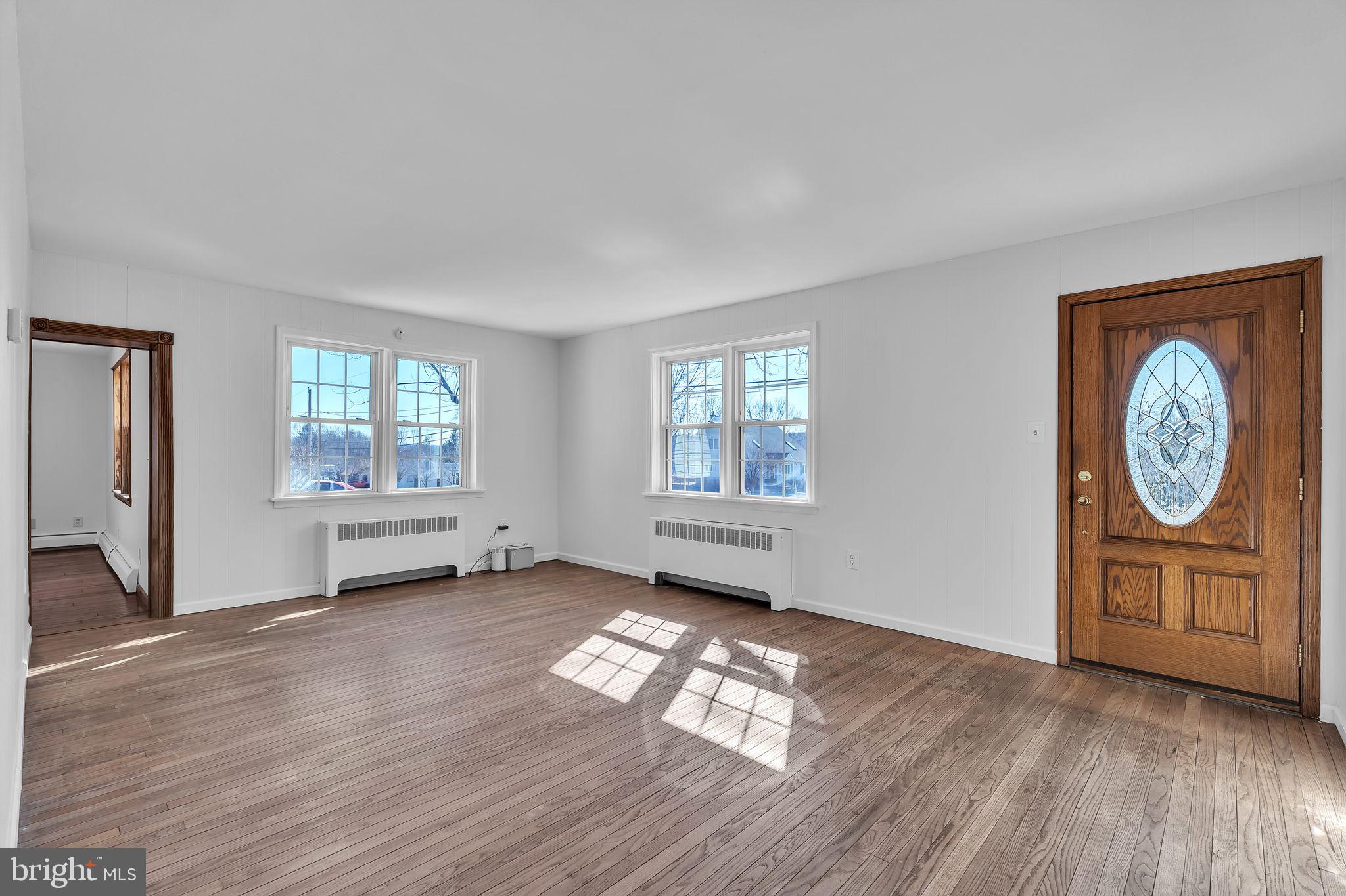 DOWNINGTOWN - Residential