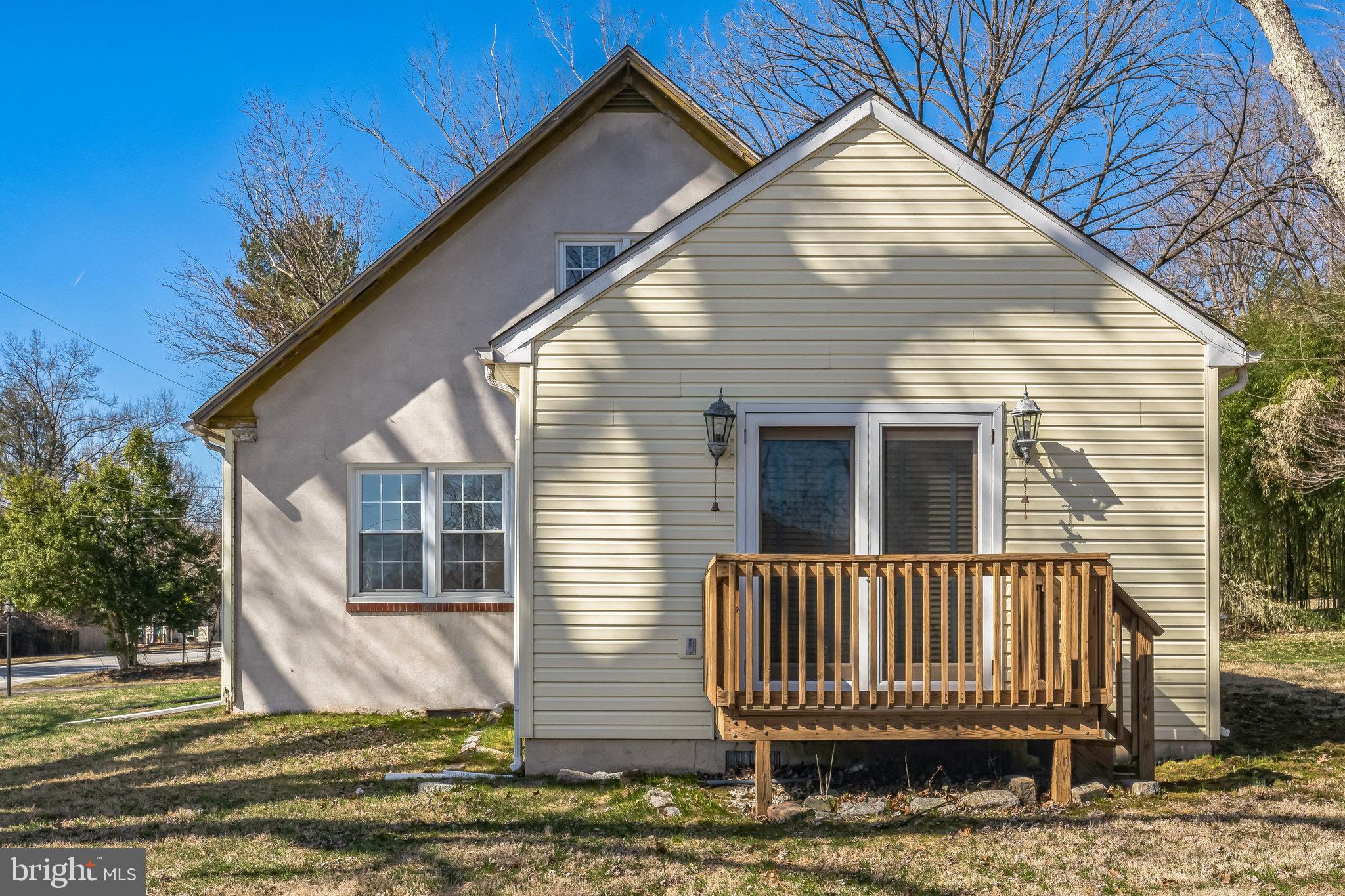 DOWNINGTOWN - Residential