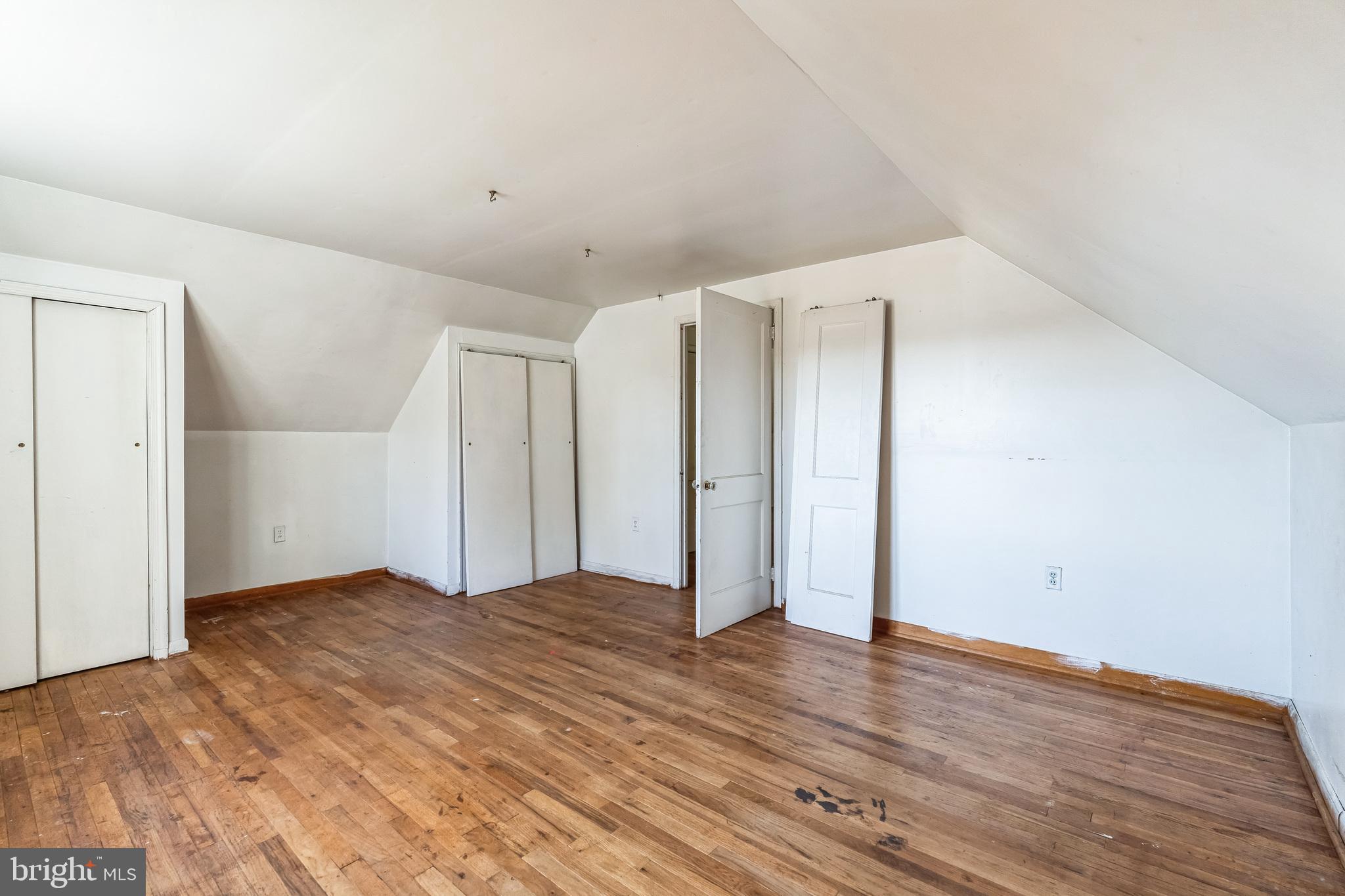 DOWNINGTOWN - Residential