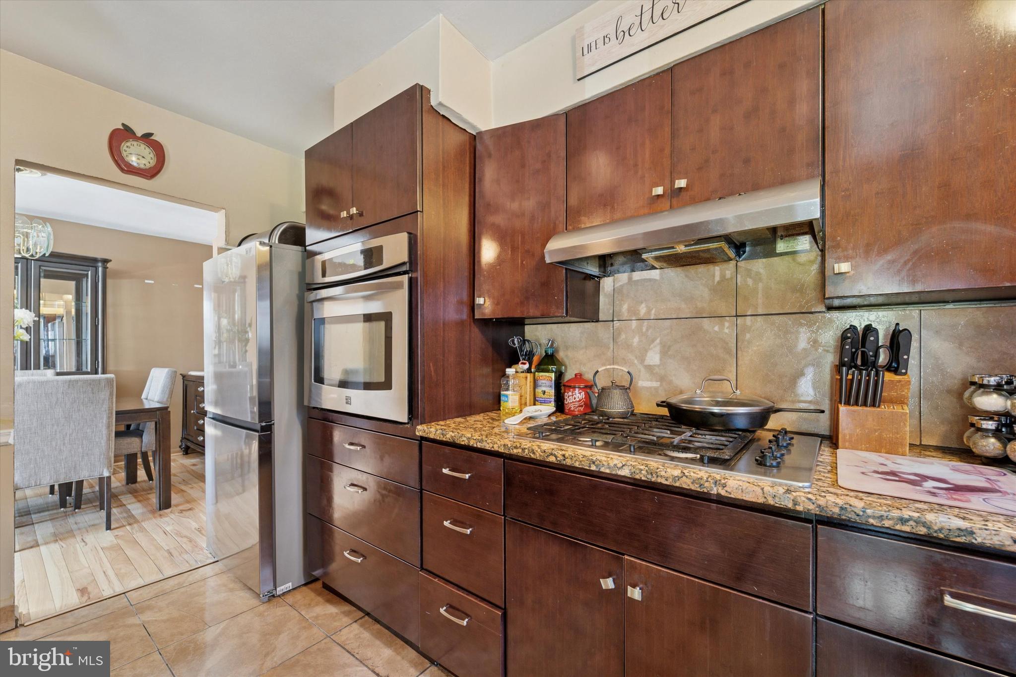 YEADON - Residential