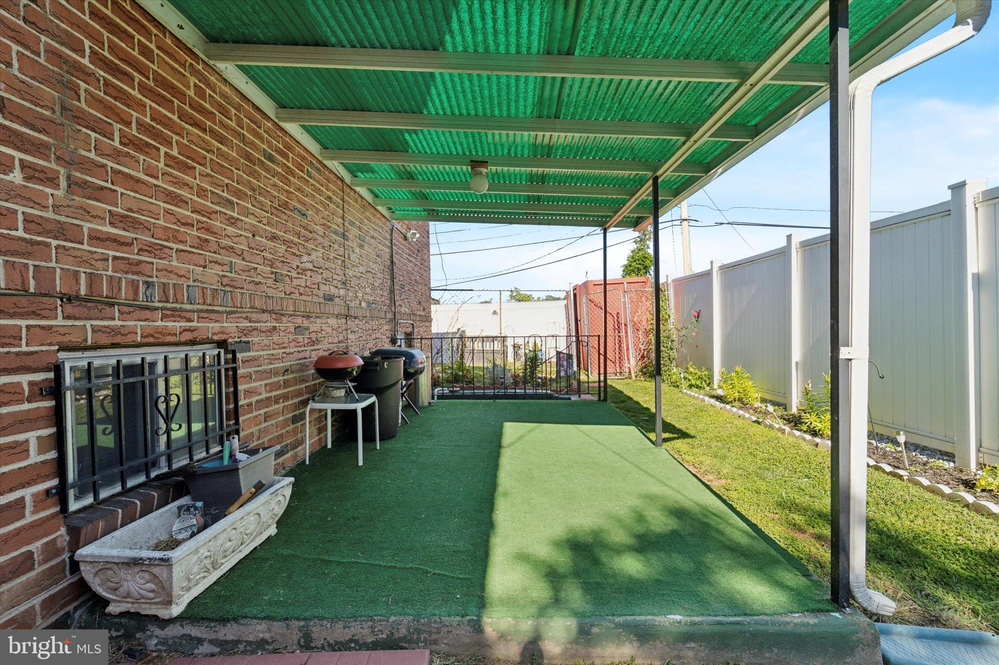 YEADON - Residential