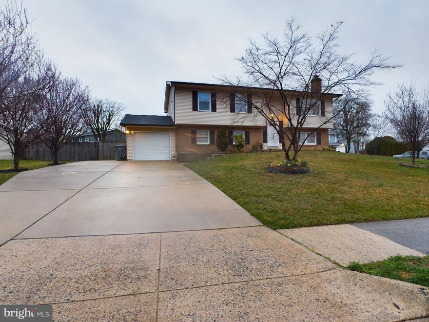 Exquisite single-family residence nestled in the coveted heart of Alexandria. Conveniently situated near bus stops, metro stations, premier shopping destinations, and delightful eateries, this home offers unparalleled accessibility. Recently renovated with a pristine, brand-new roof, and boasting numerous upgrades throughout, it epitomizes modern comfort and style. Don't miss this opportunity – the seller is eager to make a deal! !! MOTIVATED SELLER!!.