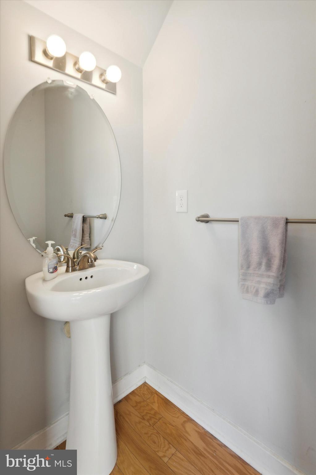 MANAYUNK - Residential Lease