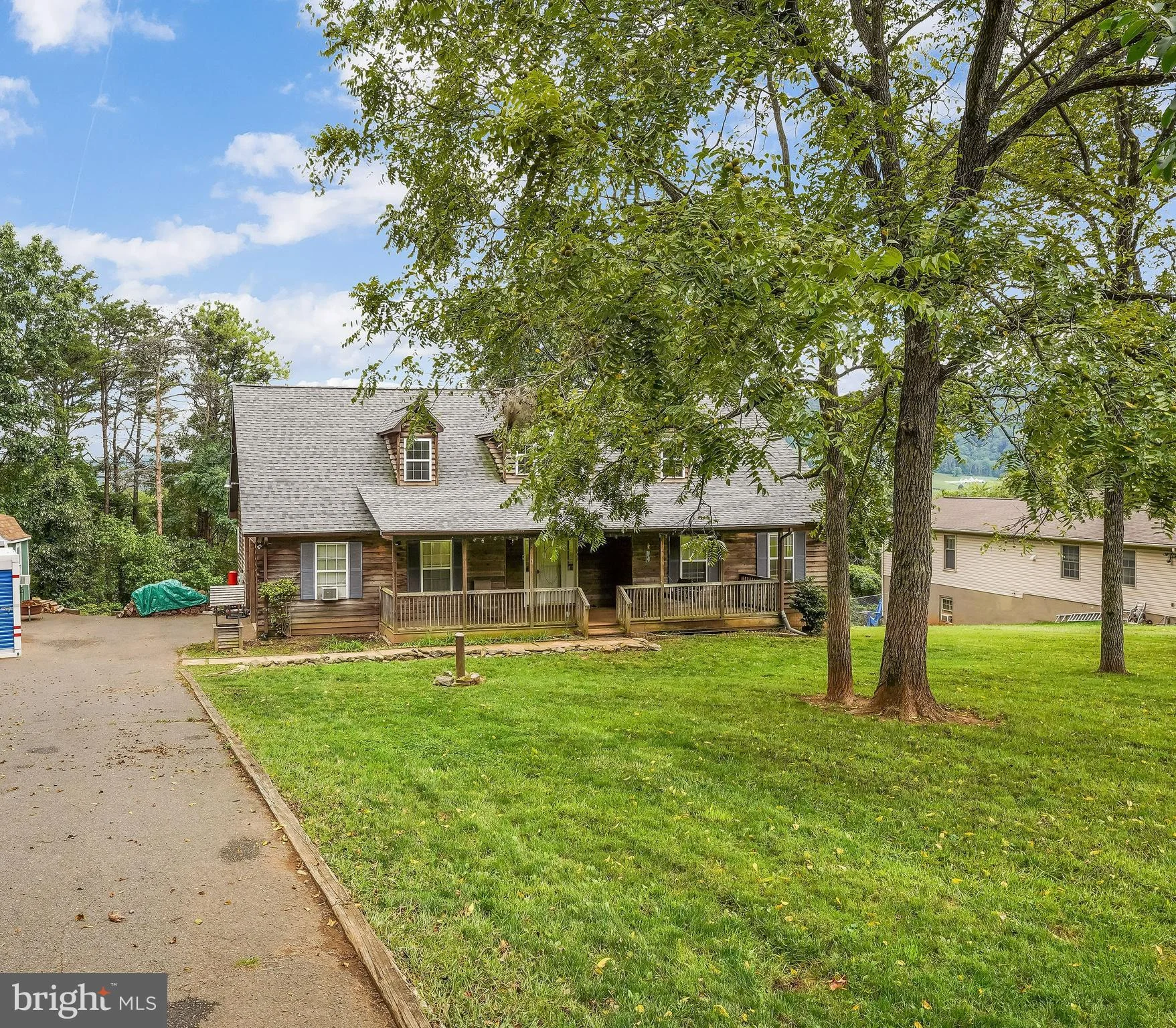 131 King David Drive, Linden, VA 22642