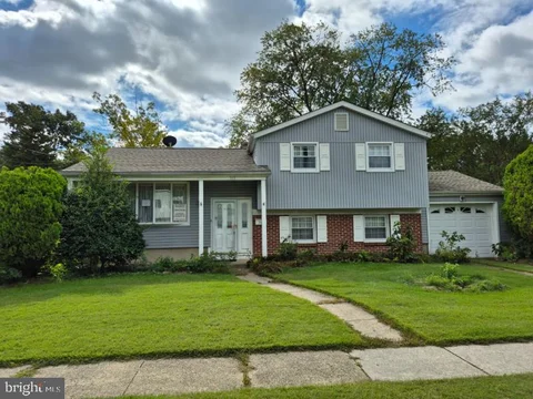MLS: NJCD2128592