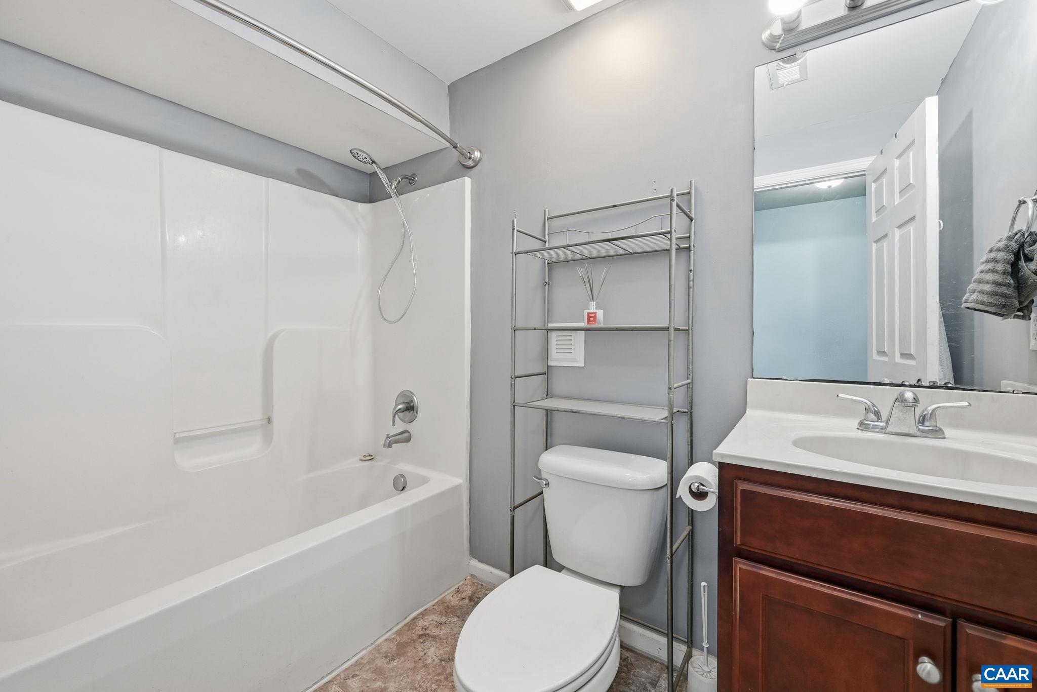 GREENE MOUNTAIN LAKE - Residential