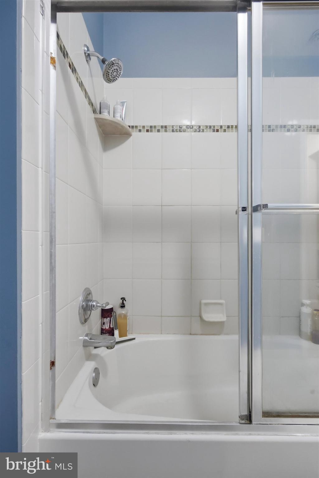 THE GRANDE AT RIVERVIEW - Residential