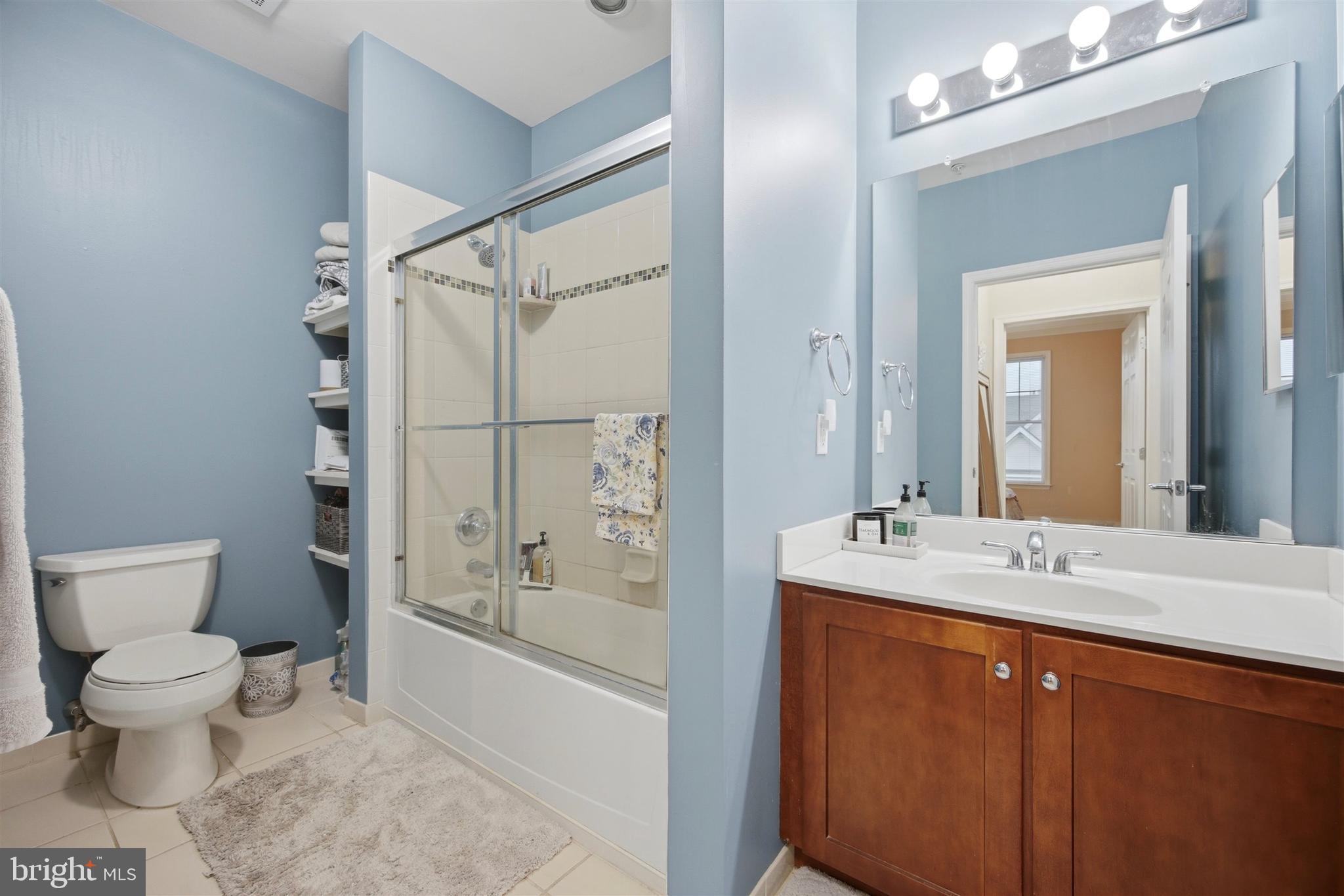 THE GRANDE AT RIVERVIEW - Residential