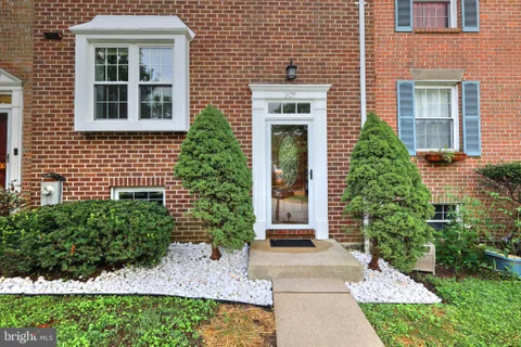 MLS: MDBC2173690