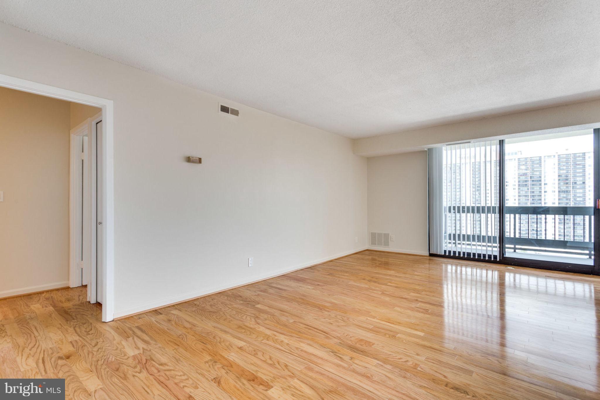 SKYLINE SQUARE CONDO - Residential Lease