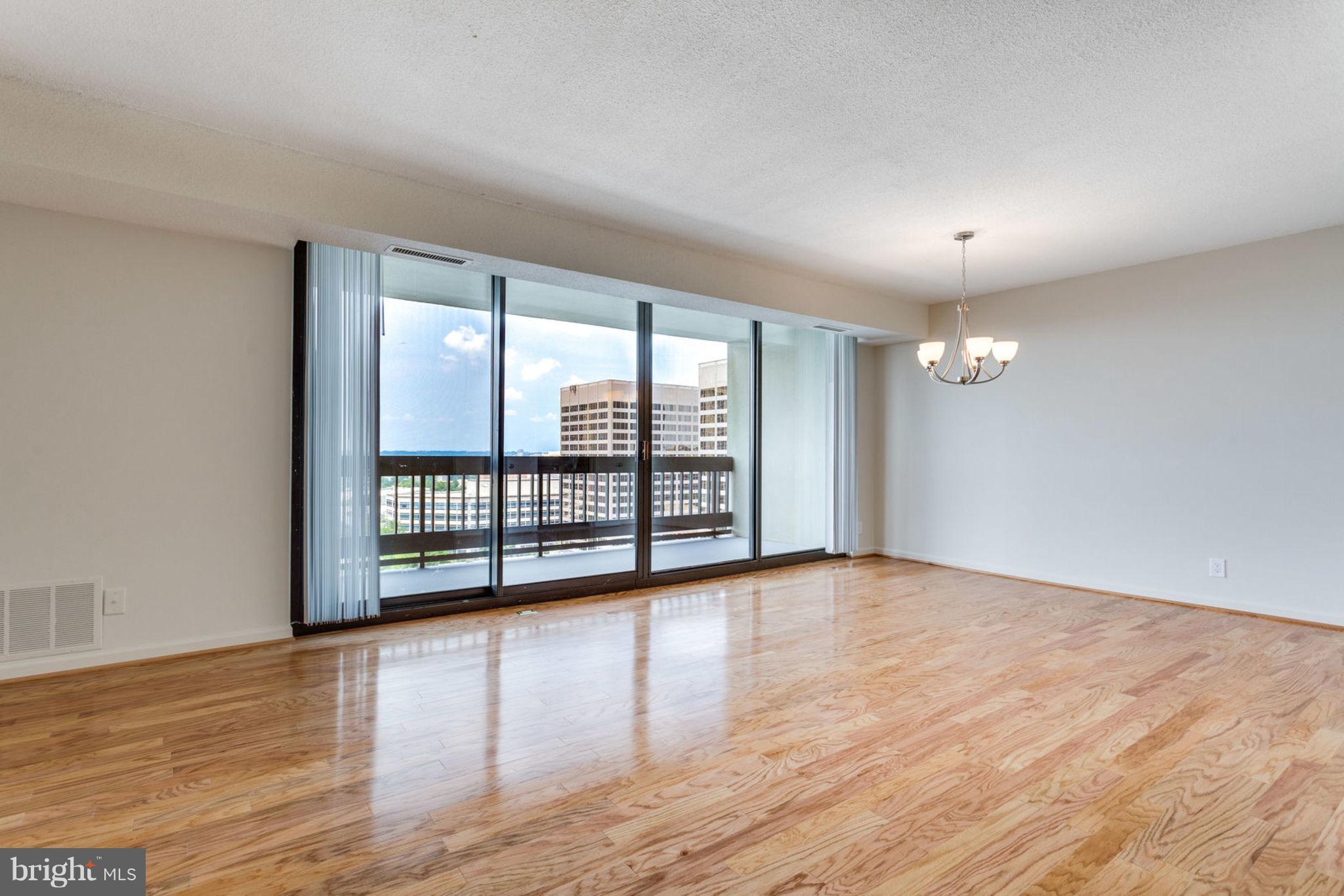 SKYLINE SQUARE CONDO - Residential Lease